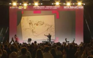 Live drawing de Keisuke Itagaki sur la scène principale de Japan Expo 2026, dessinant un personnage de Baki devant le public — Villepinte, 9-12 juillet 2026